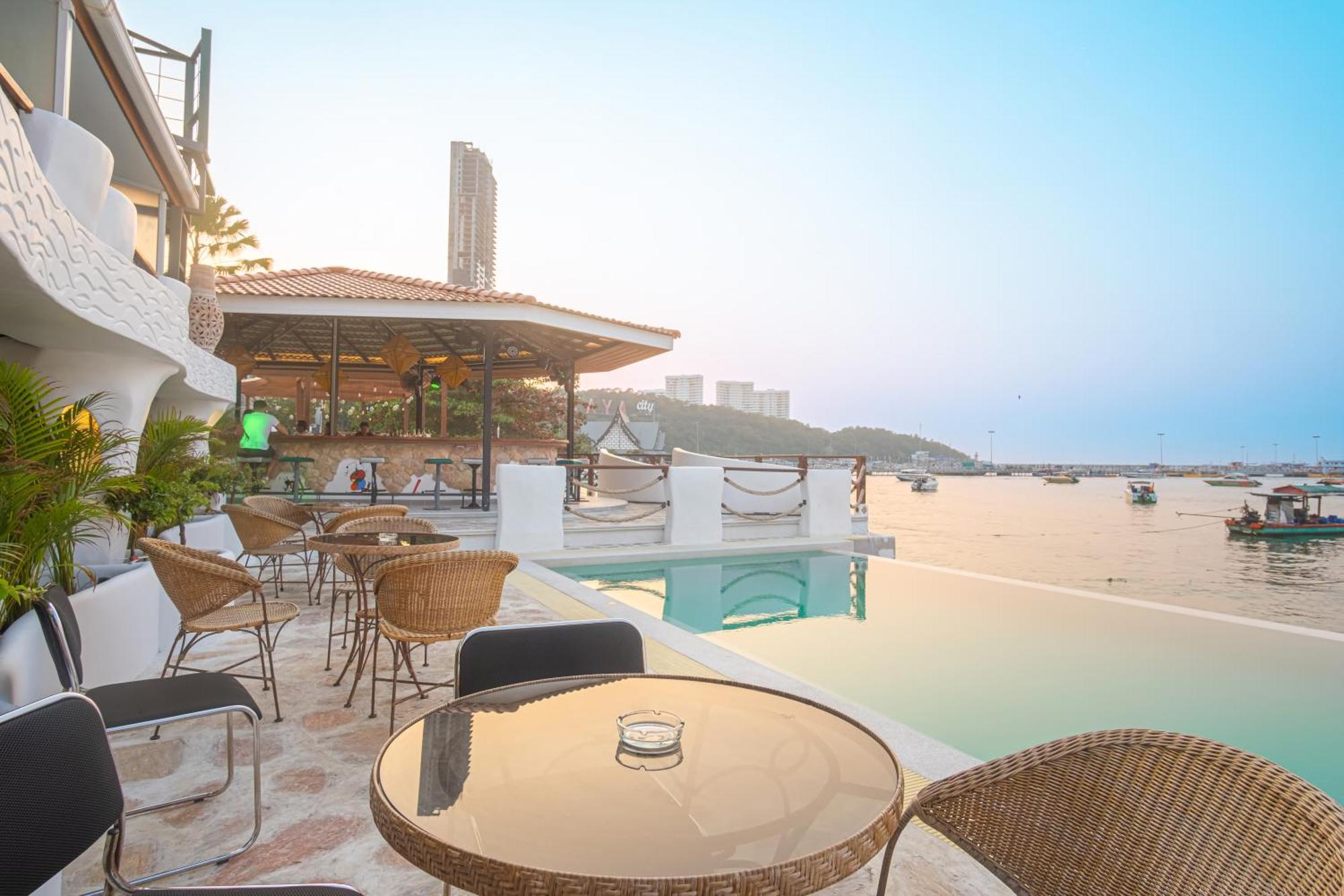 Windy Inn Hotel Pattaya Exterior photo