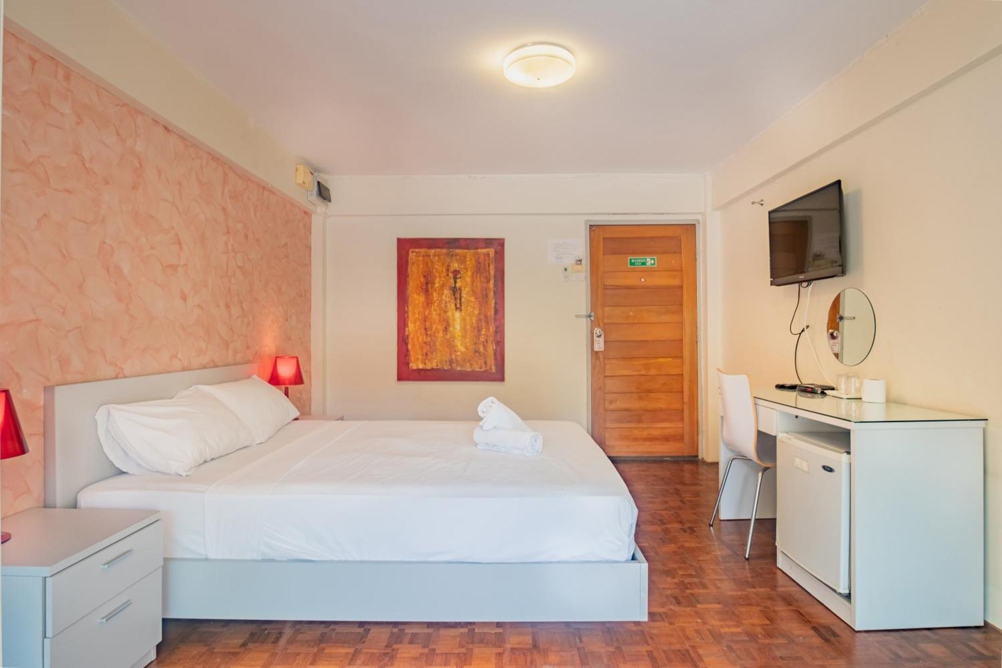 Windy Inn Hotel Pattaya Room photo